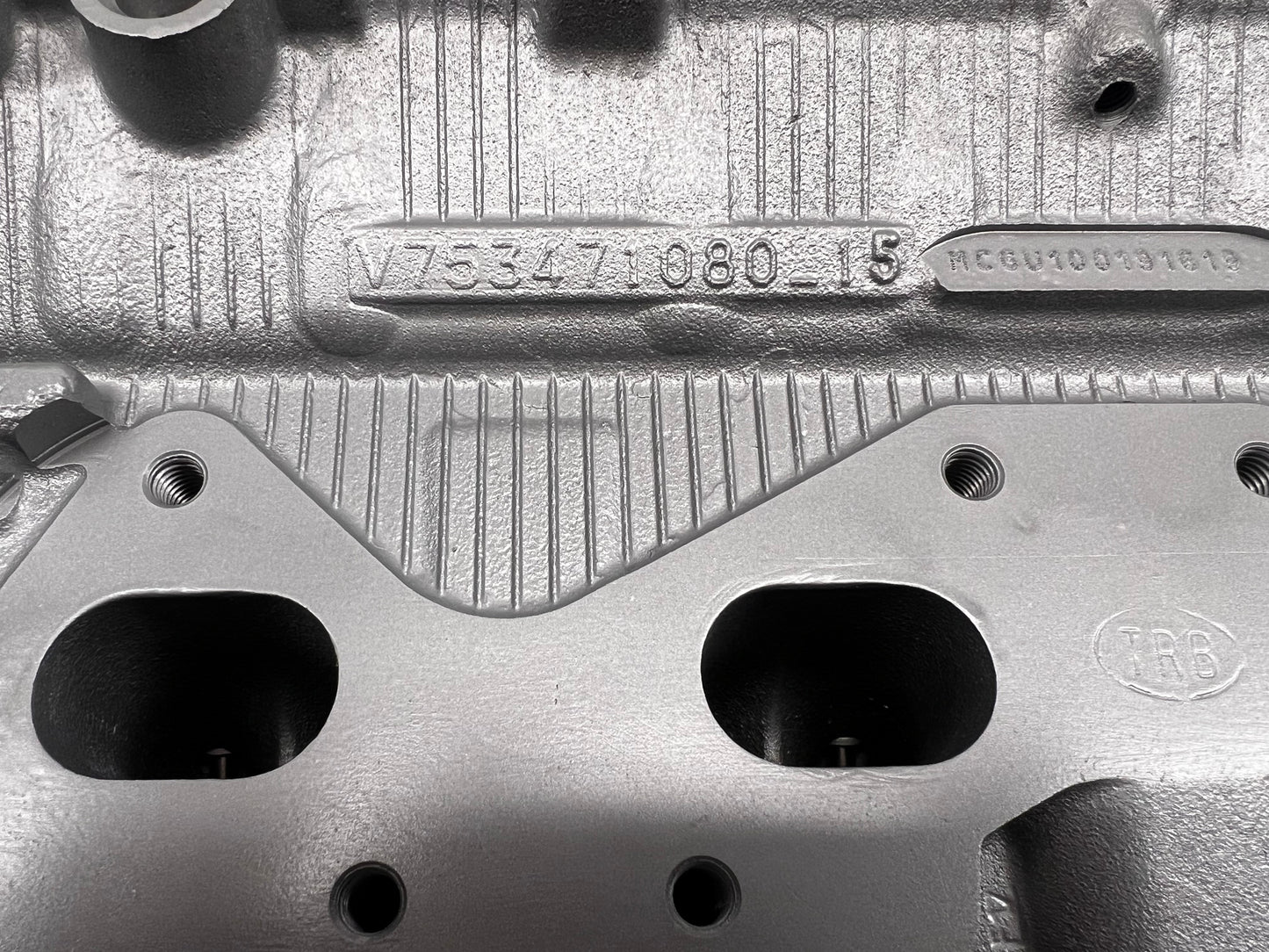 casting view of Mini Cooper 1.6L Turbo N14 Casting #V753471080-15