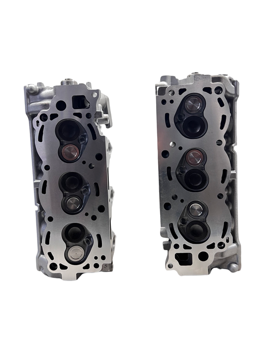 Bottom of the cylinder heads Toyota 3.0L 3VZ SOHC