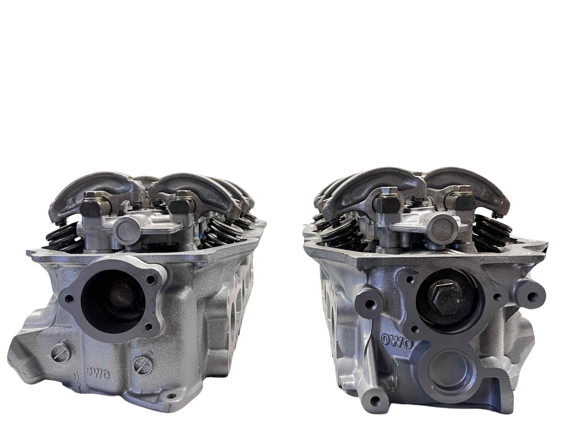 Nissan 3.3L SOHC Casting #OWO VG33E (SOLD IN PAIR Nissan 3.3L SOHC Casting #OWO VG33E (SOLD IN PAIR