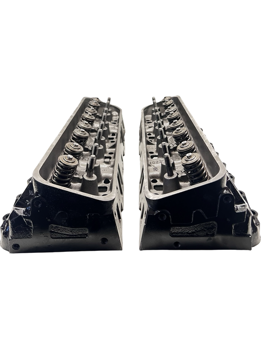 Top front view of GM 350 casting #906 Vortec