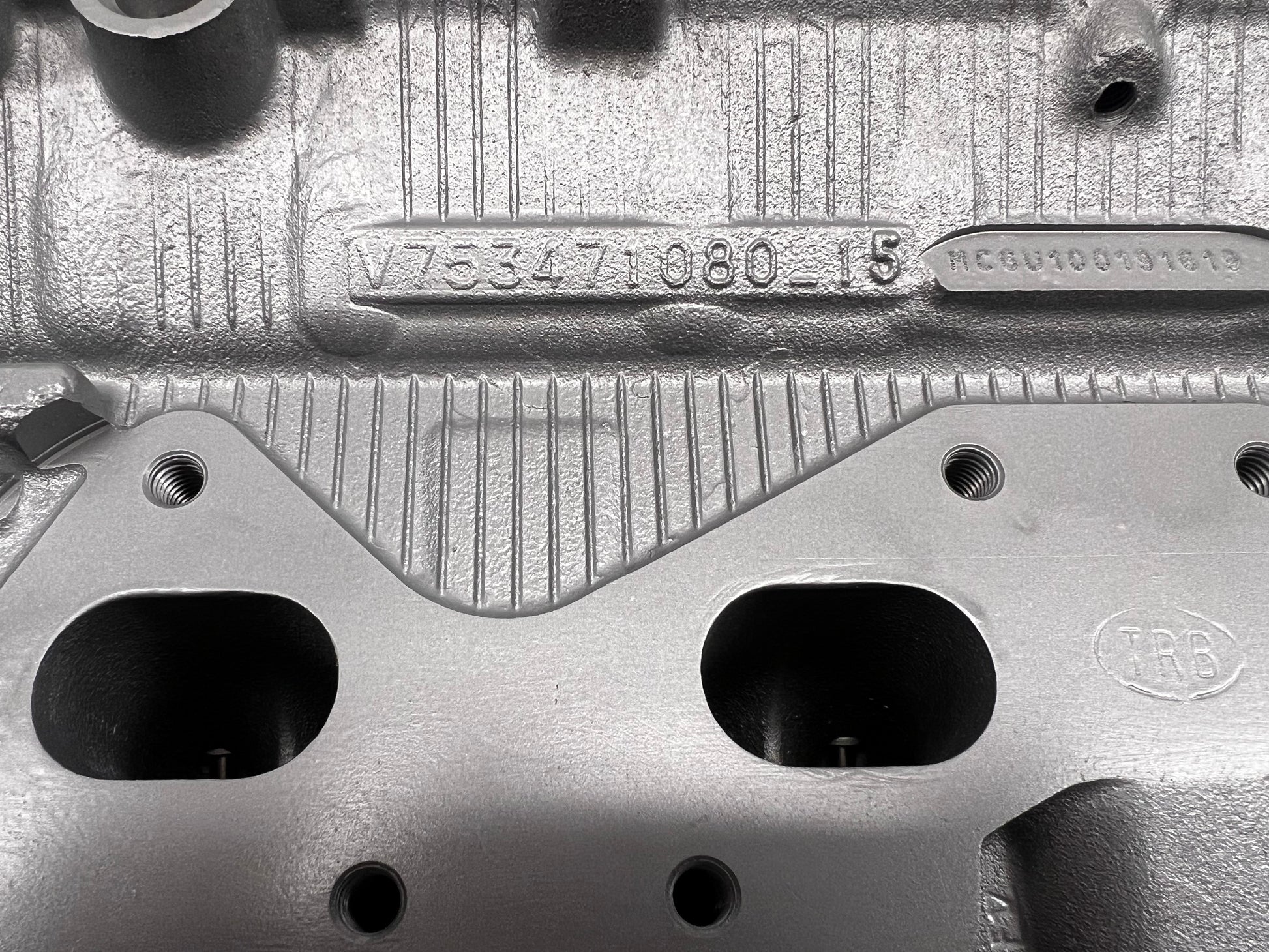 casting view of Mini Cooper 1.6L Turbo N14 Casting #V753471080-15